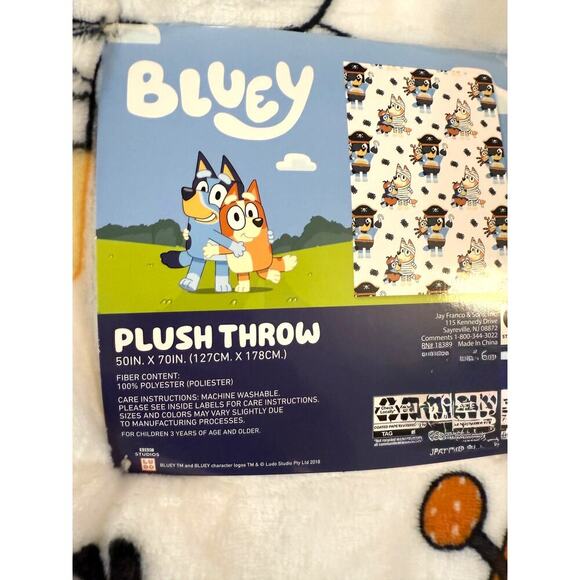 Bluey Halloween Plush Throw Blanket 50"x70" Mummy Pirate Print Kids TV Show NWT - Picture 2 of 5